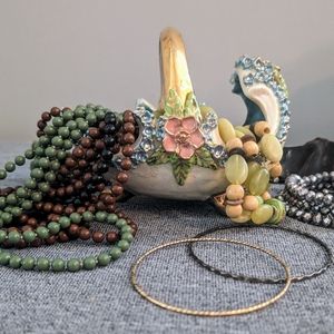 🌸 Meet the Posher